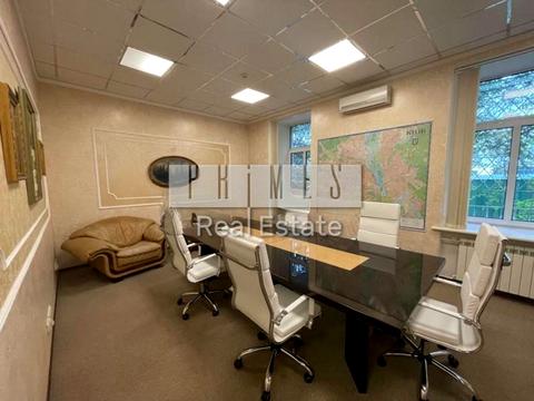 комерційна за адресою Панаса Мирного вул., 1