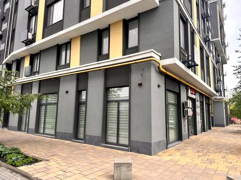 комерційна за адресою Ломоносова, 40