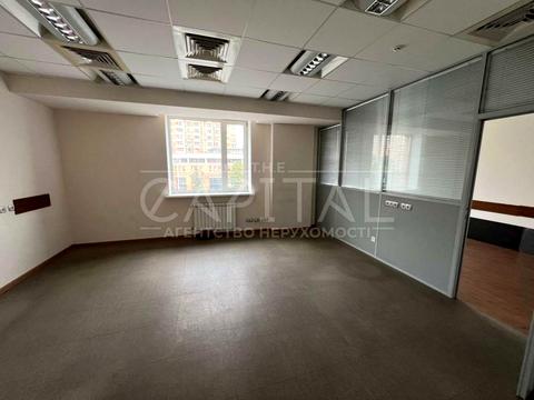 комерційна за адресою Київ, Лесі Українки бульв., 30-Б