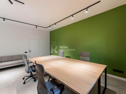 комерційна за адресою Київ, Богдана Хмельницького вул., 9