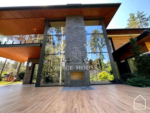 дом по адресу Плютовская ул.