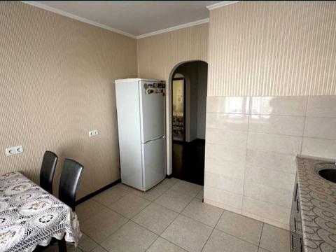 квартира за адресою Дмитра Майбороди вул. (Збишка), 15