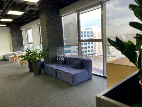 комерційна за адресою Гетьмана Павла Скоропадського вул. (Льва Толстого), 2