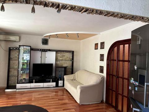 квартира за адресою Героїв Оборони Одеси вул. (Героїв Сталінграду), 14