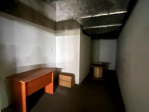 паркомісце за адресою Василя Тютюнника вул. (Анрі Барбюса), 37/1