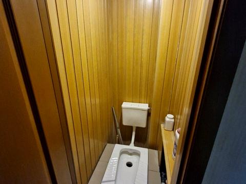 комерційна за адресою Збройних Сил України вул. (Інтернаціоналістів), 25