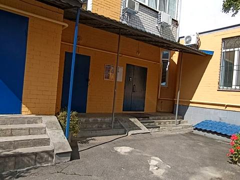 квартира за адресою Академіка Ющенка вул., 8