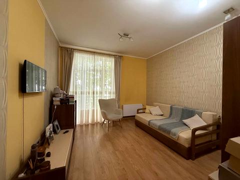 квартира за адресою Кам'янецька вул., 24а