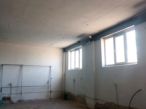 комерційна за адресою Народного Руху вул. (Ціолковського), 39