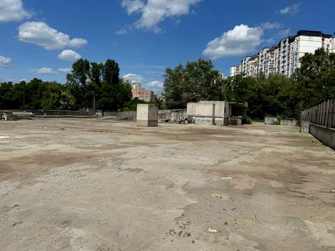 комерційна за адресою Федора Ернста вул., 3/2