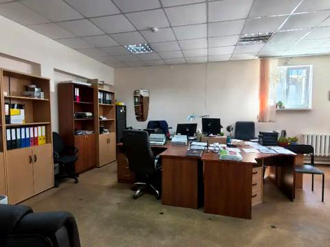 комерційна за адресою Ніла Армстронга вул. (Казакова), 1-Д