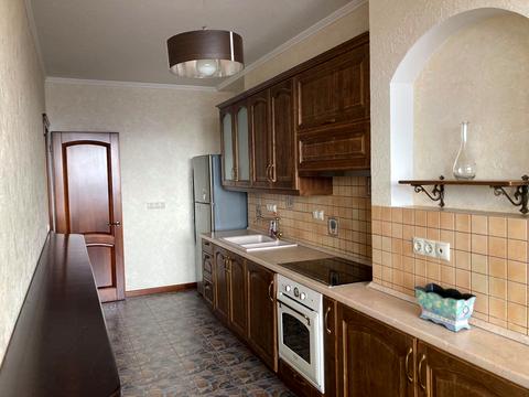квартира за адресою Кадетський Гай вул., 6