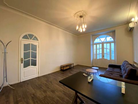 квартира за адресою Почайнинська вул., 23