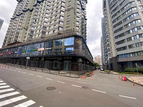 коммерческая по адресу Андрея Верхогляда ул. (Михайла Драгомирова), 14-А