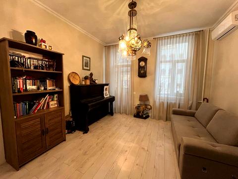 квартира по адресу Полтавская ул., 12