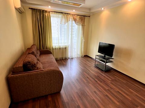 квартира за адресою Йорданська вул. (Лайоша Гавро), 9