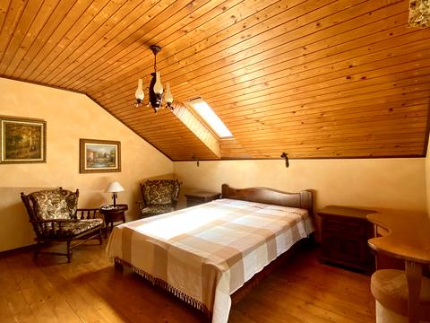 будинок за адресою Героїв Небесної Сотні, 28