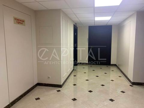 комерційна за адресою Січових Стрільців вул. (Артема), 50