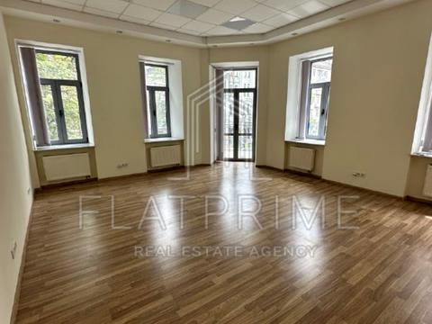 коммерческая по адресу Владимирская ул., 4