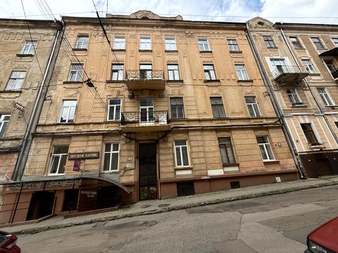 квартира за адресою Дюссельдорфська вул. (Першотравнева), 14
