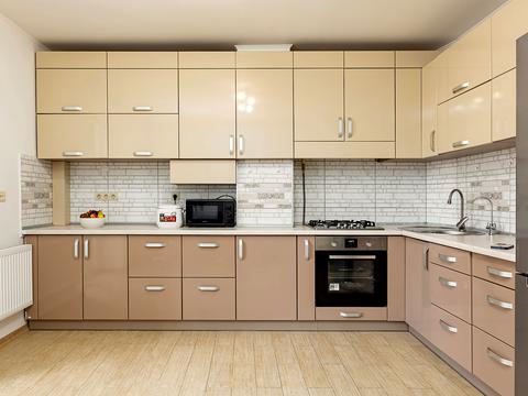 квартира за адресою Залізнична вул., 7п