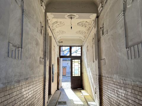 квартира за адресою Євгена Коновальця вул. (), 5