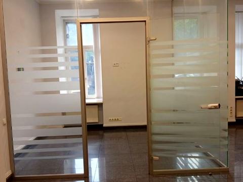 коммерческая по адресу Музейний пер., 4