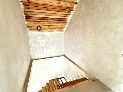 будинок за адресою правди