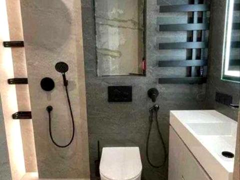 квартира по адресу Салютная ул., 2