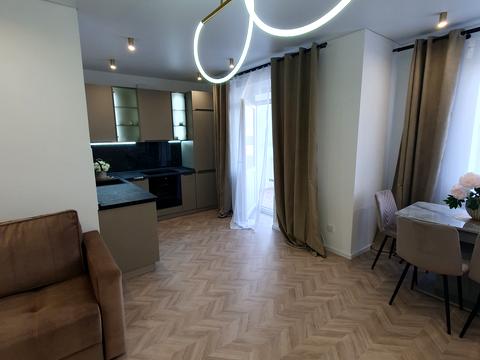 квартира за адресою Шептицького, 4