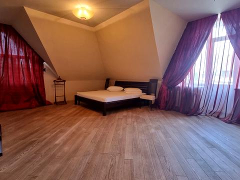 будинок за адресою Богатирська вул.