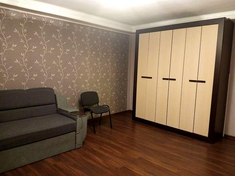 комната по адресу Віктора Йови ул., 3