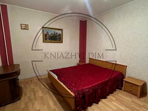 квартира по адресу Ревуцкого ул., 42