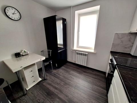 квартира за адресою Крошенська вул., 8