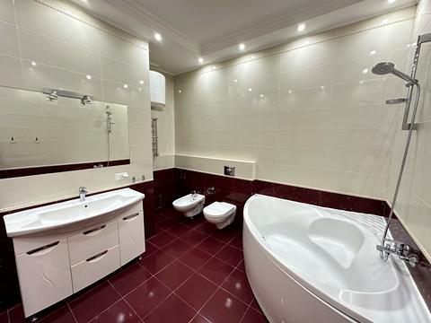 квартира за адресою Старонаводницька вул., 6-Б