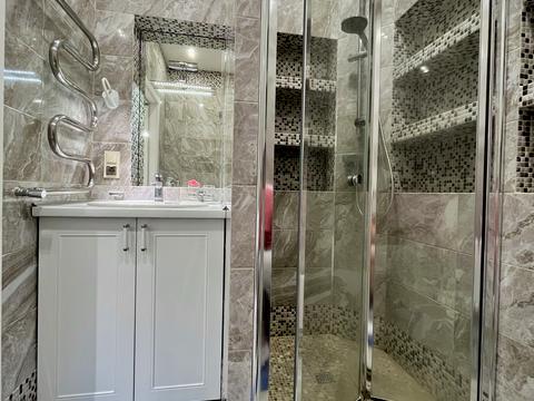 квартира за адресою Шовковична вул., 13/2