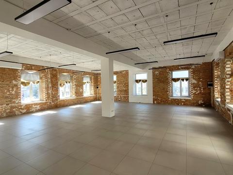 комерційна за адресою Магдебурзького Права вул. (Гопнер), 6