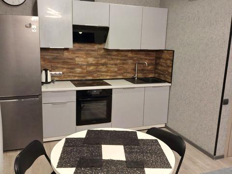 квартира за адресою Перлинна вул., 8