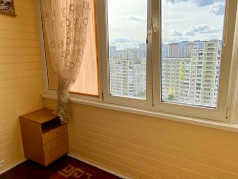 квартира за адресою Ревуцького вул., 7-А