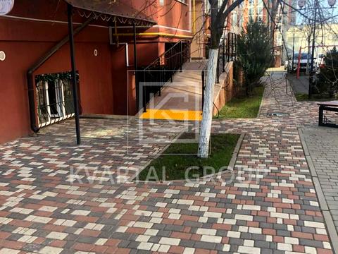 комерційна за адресою Мечникова вул., 10 Б