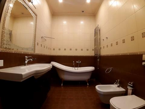 будинок за адресою Незалежності вул. (Титова)
