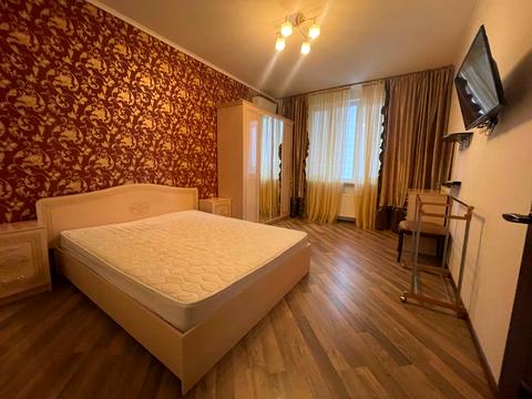 квартира за адресою Дніпровська набережна, 14а