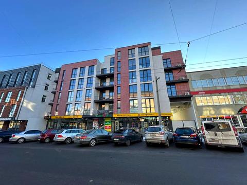 комерційна за адресою Соборна вул., 12а