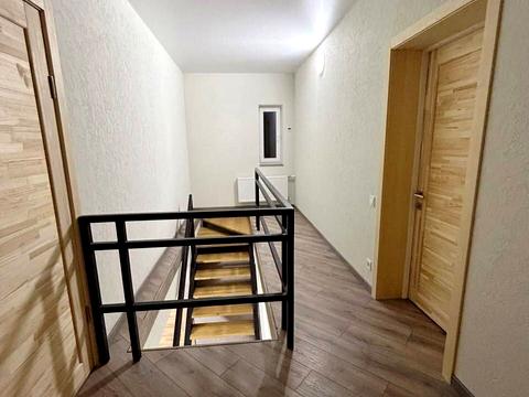 будинок за адресою молодіжна