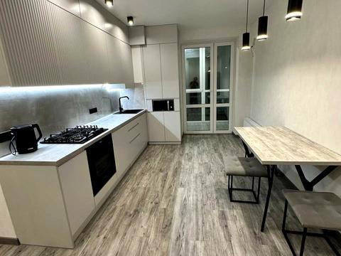 квартира за адресою Соборна вул. (), 123