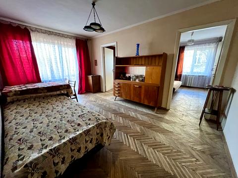 квартира за адресою Академіка Євгена Лазаренка вул., 1