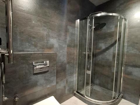 квартира за адресою Бровари, Василя Симоненка вул., 34