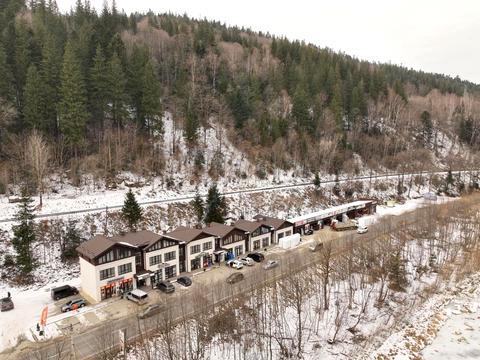 комерційна за адресою Незалежності вул., 95