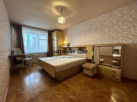 квартира за адресою Чеська вул., 4