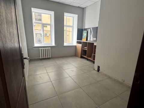 коммерческая по адресу Малая Житомирская ул., 20-А